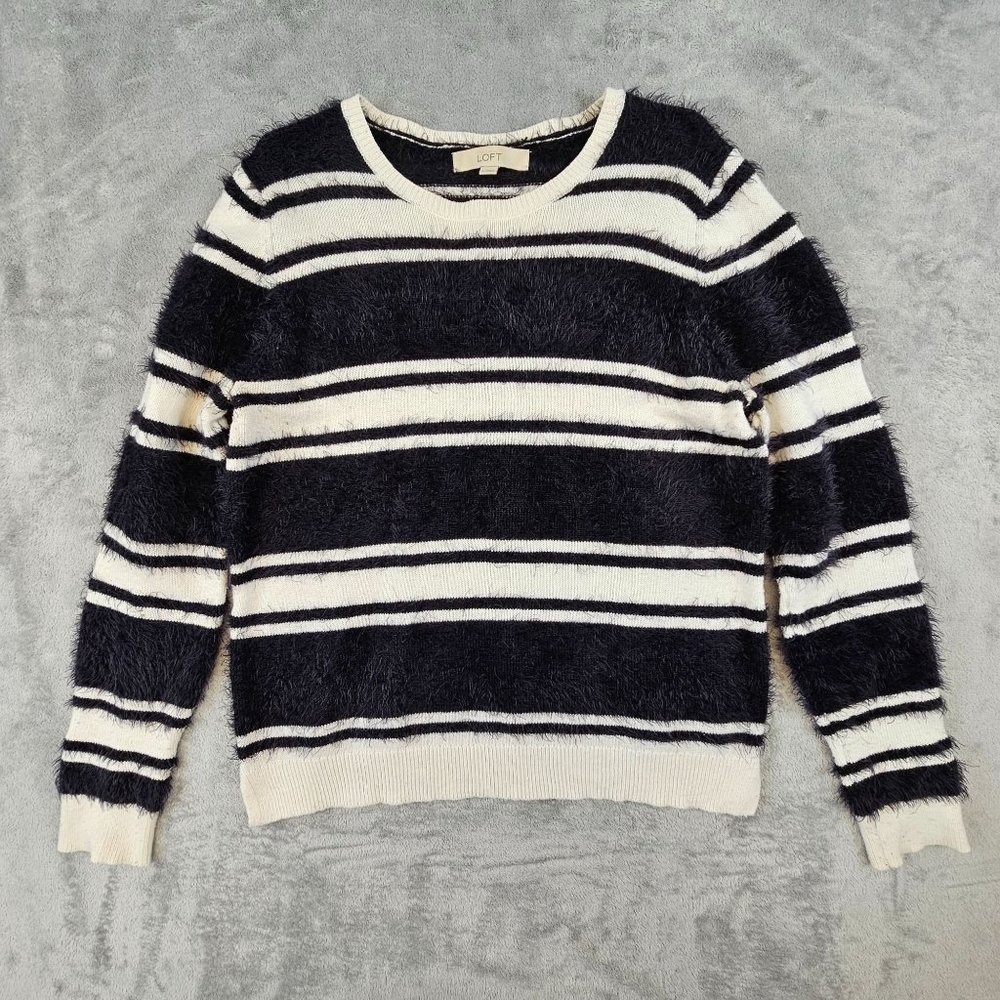 Ann Taylor LOFT‎ Sweater Women's Large Black White Striped Fuzzy Soft Pullover